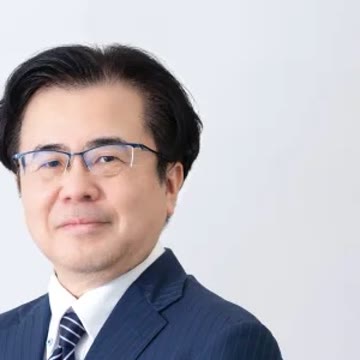 洲崎 智広さんの顔写真